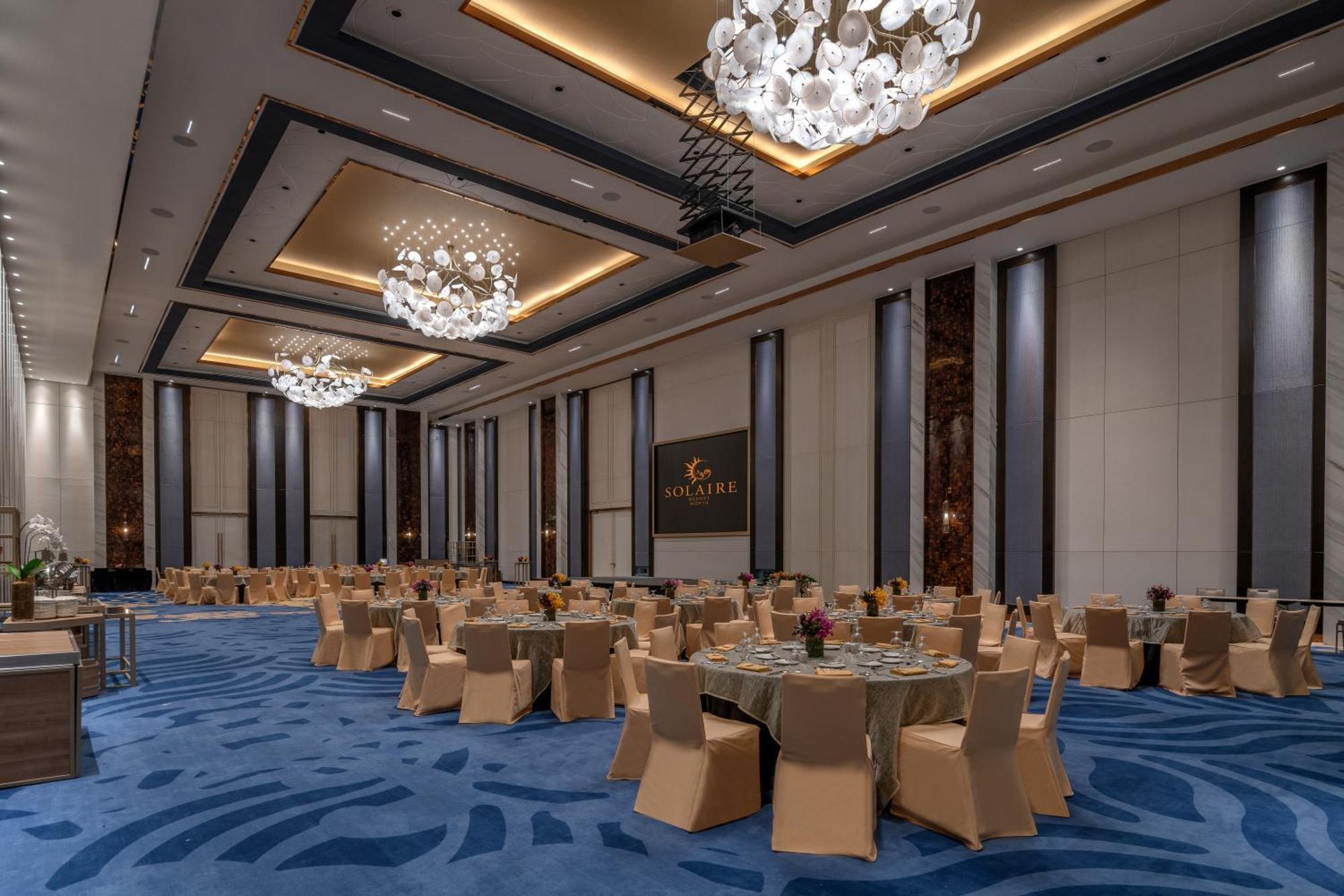 Solaire Resort North Quezon City Exterior foto